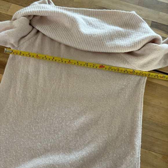 Loft Soft Pink Wool Blend Cowl Neck Sweater M - Picture 3 of 8